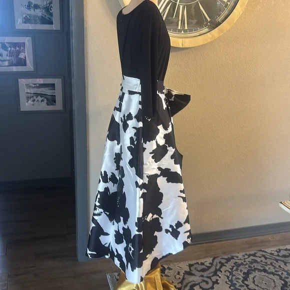 R & M Richards Collection Hi - Lo Black and White Dress - Picture 6 of 9